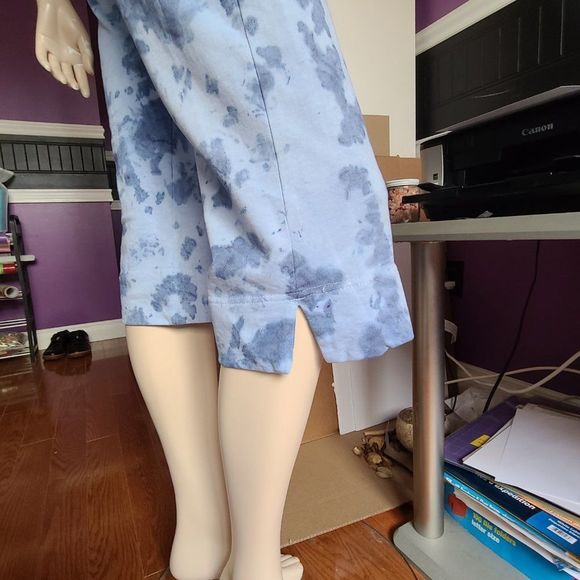 Baby Blue Tie Dye Capri And Crop Top Set - Picture 5 of 6